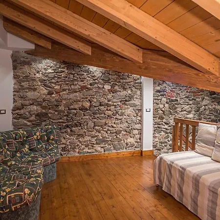 Piccola Nel Centro Storico * Arona