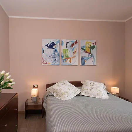 Piccola Nel Centro Storico * Arona