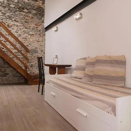 Apartamento Piccola Nel Centro Storico Arona