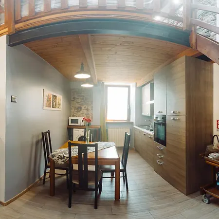Apartamento Piccola Nel Centro Storico Arona