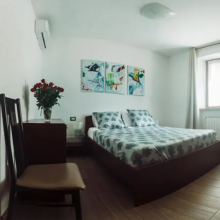 Piccola Nel Centro Storico Apartamento