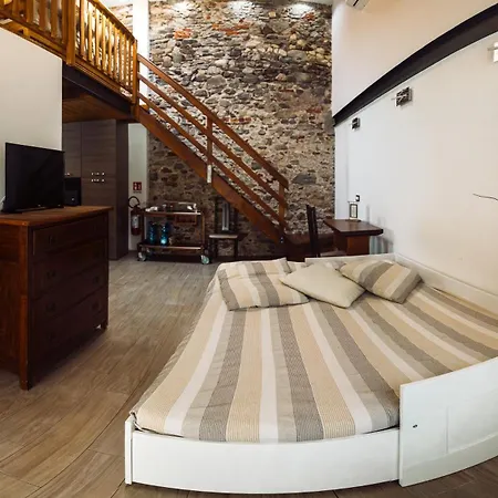Piccola Nel Centro Storico Apartamento Arona