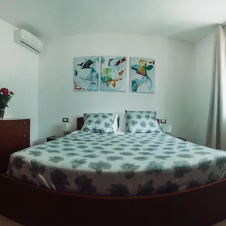 Apartamento Piccola Nel Centro Storico Arona