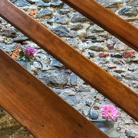 Piccola Nel Centro Storico 阿罗纳